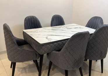 Clean Modern 4-Seater Marble Dining Set In wonderful Condition